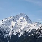 2 Alpes Apartamento *